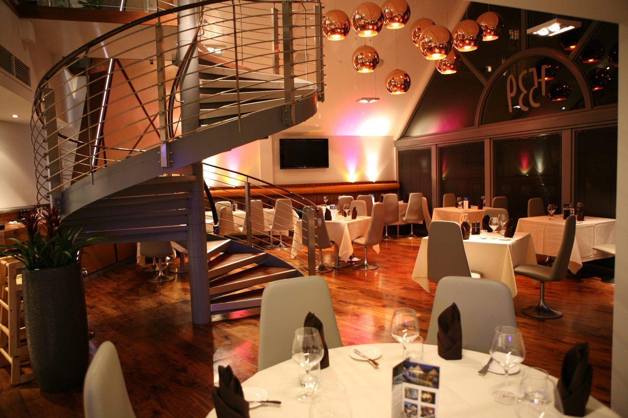 Holiday Inn Express, Chester Racecourse By Ihg Bagian luar foto